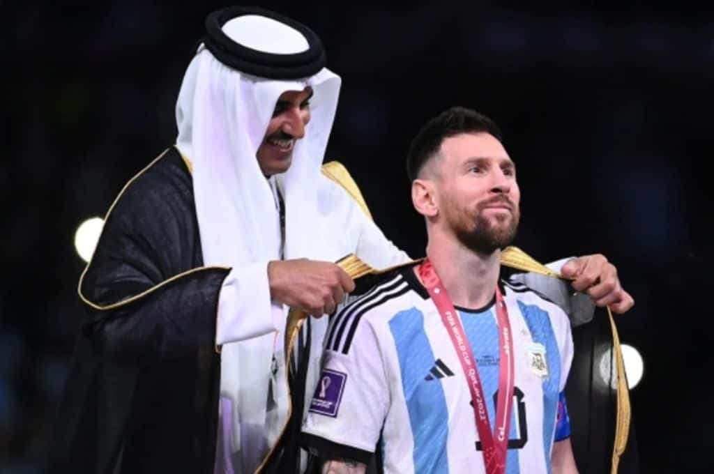 Messi Recibi Una Oferta Millonaria Por La T Nica Que Le Pusieron En