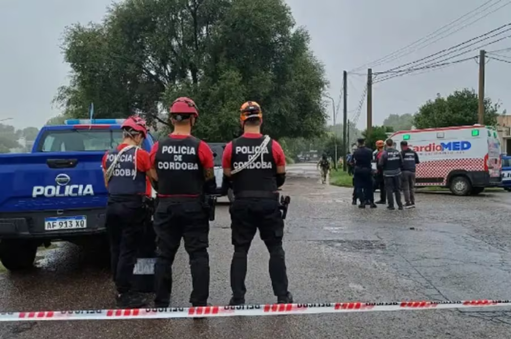 Córdoba redujeron a un anciano que tomó de rehén a su esposa y