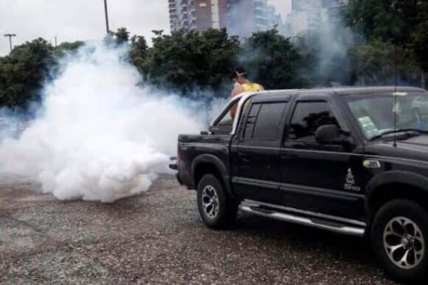 Rosario: Se intensifica la fumigación en espacios verdes