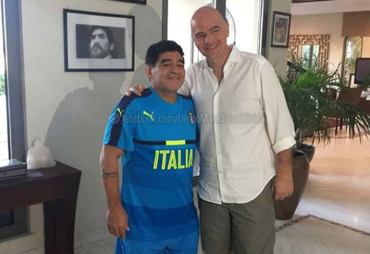 Maradona: “Infantino tiene los huevos rotos con AFA”