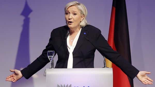 Le Pen augura el “despertar” de Europa en 2017