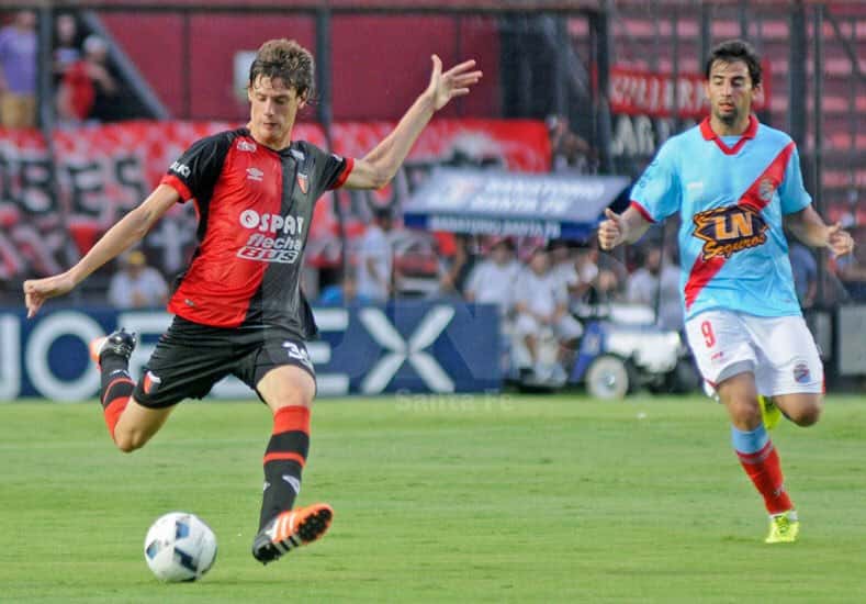 Atlético Mineiro le realizó una oferta a Colón para llevarse Germán Conti