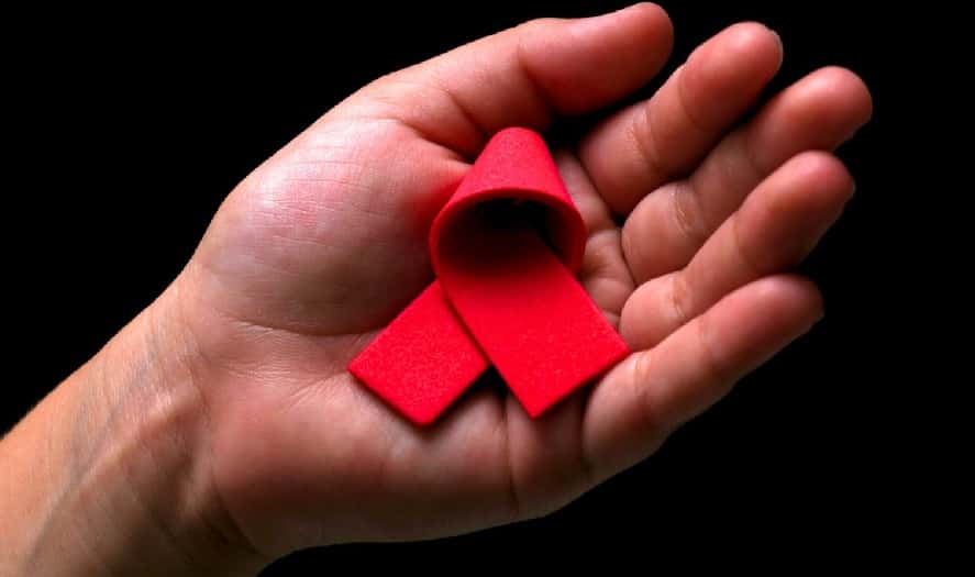 Unos 650 pacientes VIH positivo se atienden en el Iturrape