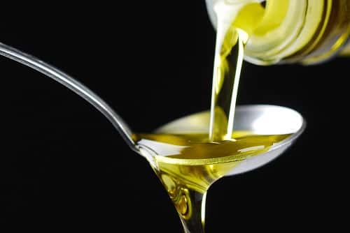 5 trucos de belleza con aceite de oliva que no puedes perderte