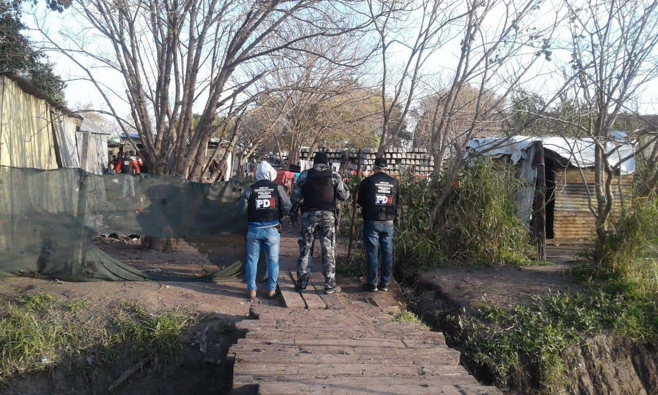 San Justo: Policía antinarcóticos detuvo a dos personas y secuestró drogas
