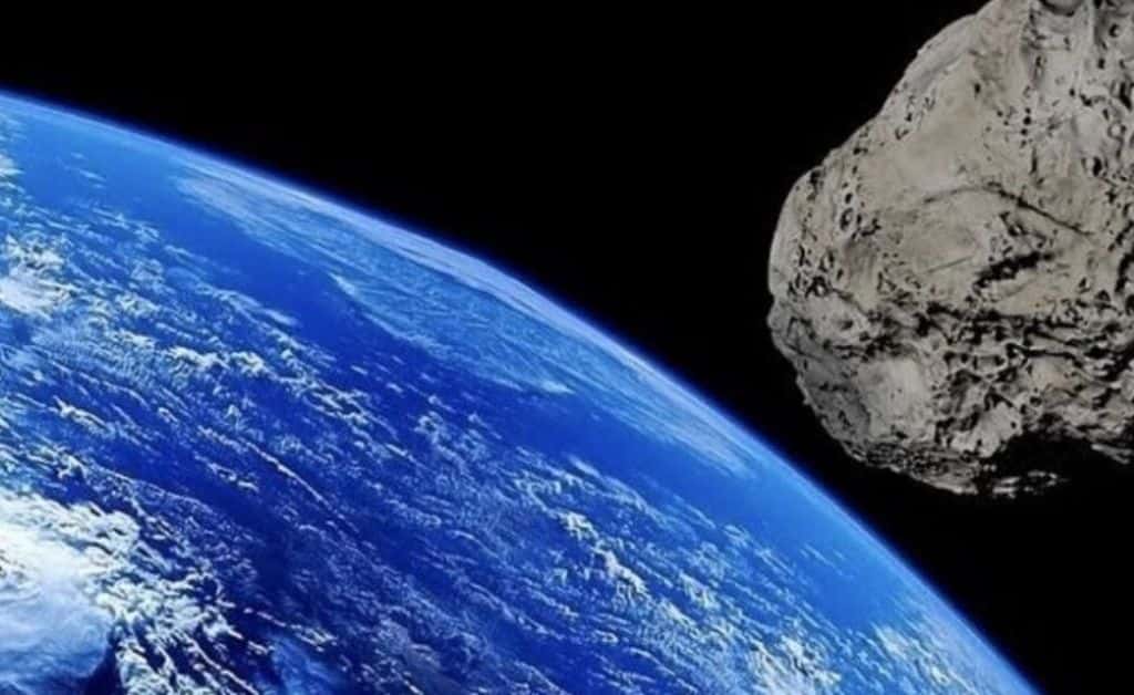 "Potencialmente peligroso": un asteroide pasa muy cerca de la Tierra