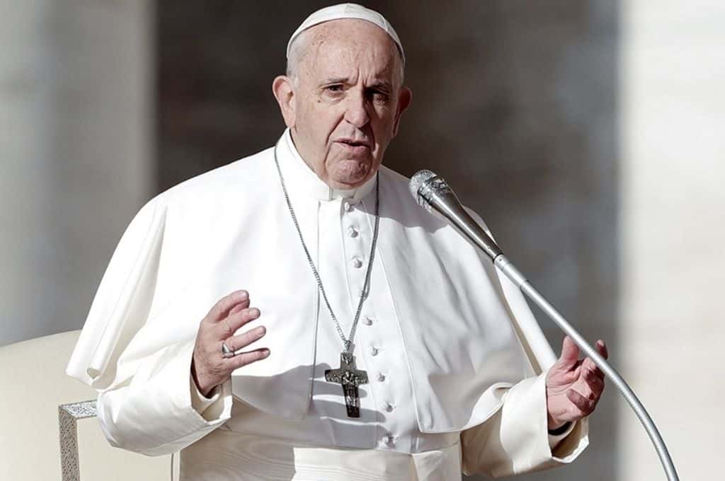 Papa Francisco: “Las personas homosexuales tienen derecho a estar en una familia”