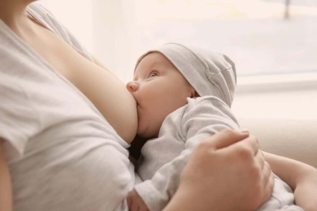 Confirman que la leche materna transmite anticuerpos contra el coronavirus