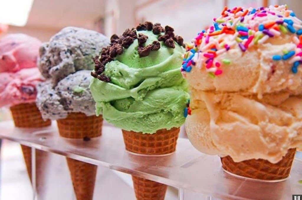 Una ordenanza cambia la forma de tomar helado en Rosario