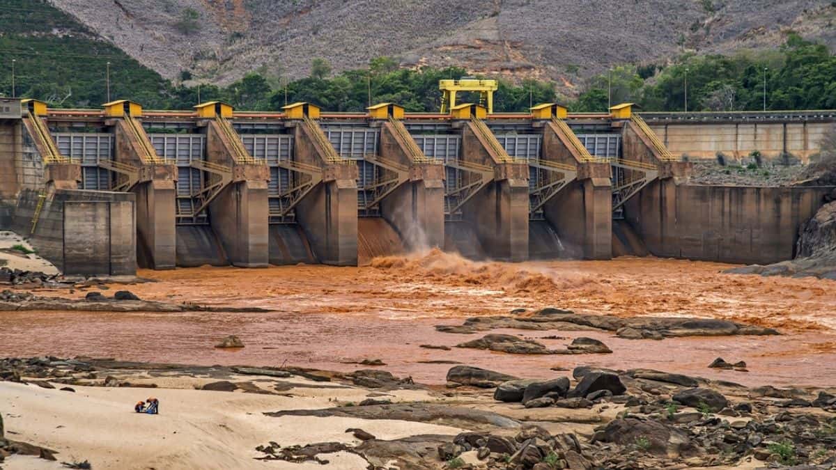 Alerta máxima ante el riesgo de rotura de una represa en Minas Gerais