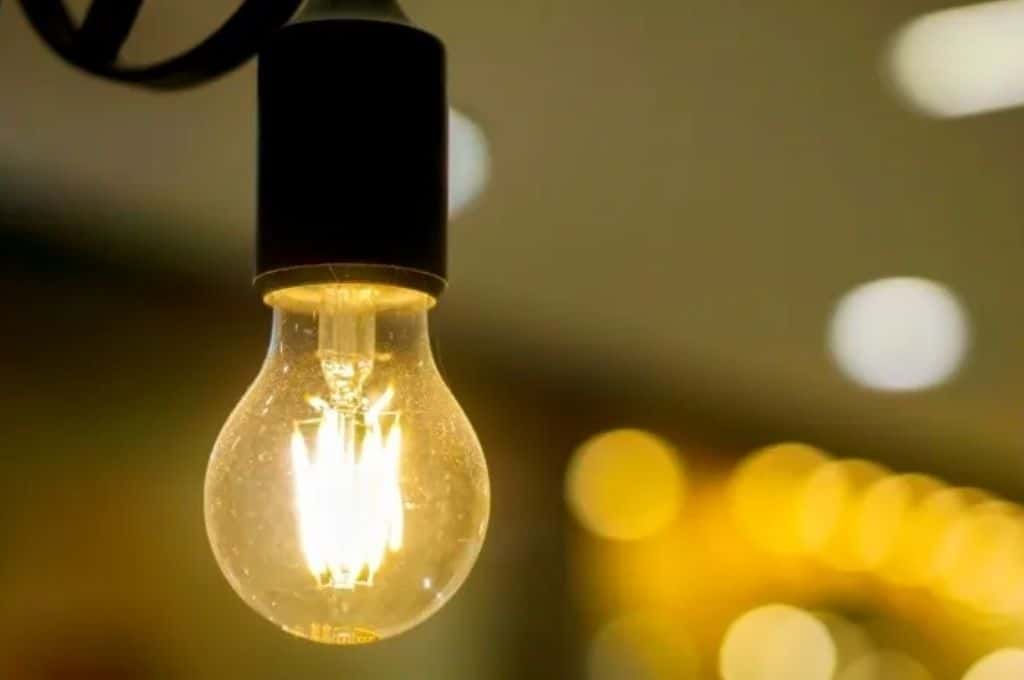 Quitarán el subsidio de luz a unos 500.000 usuarios porteños