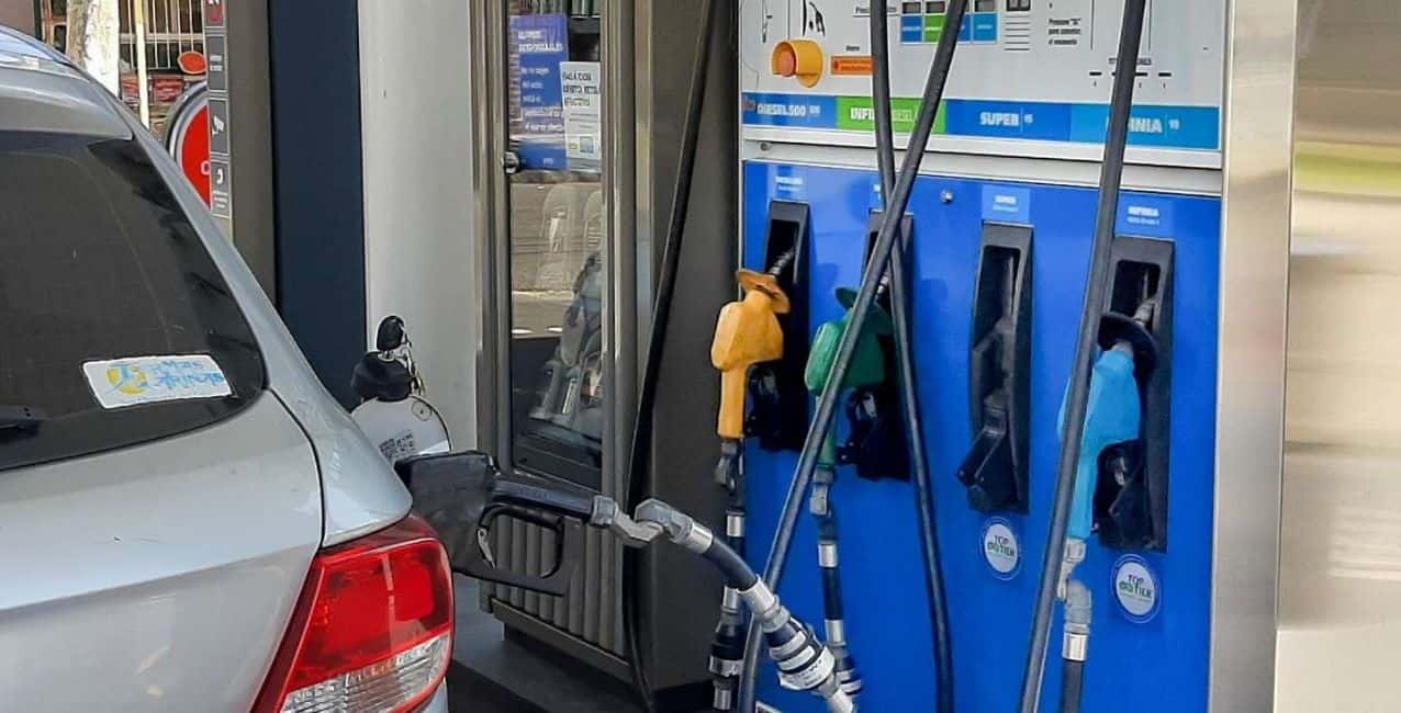 YPF aumentó el precio de sus combustibles: cómo quedaron los nuevos valores en Santa Fe
