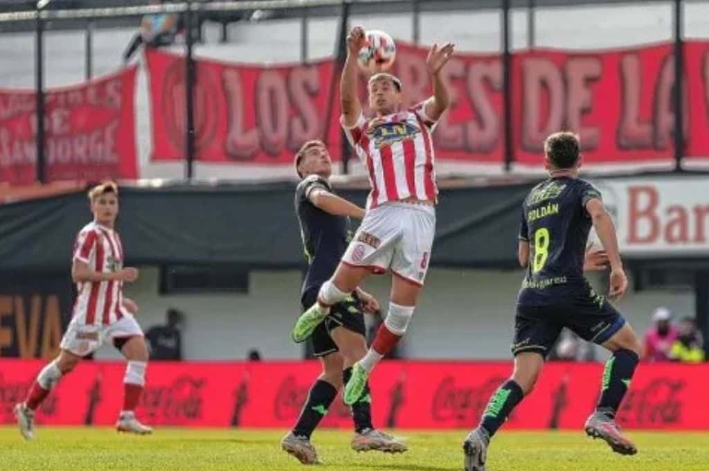 Unión derrotó 2-1 a Barracas Central por el Torneo de la Liga Profesional
