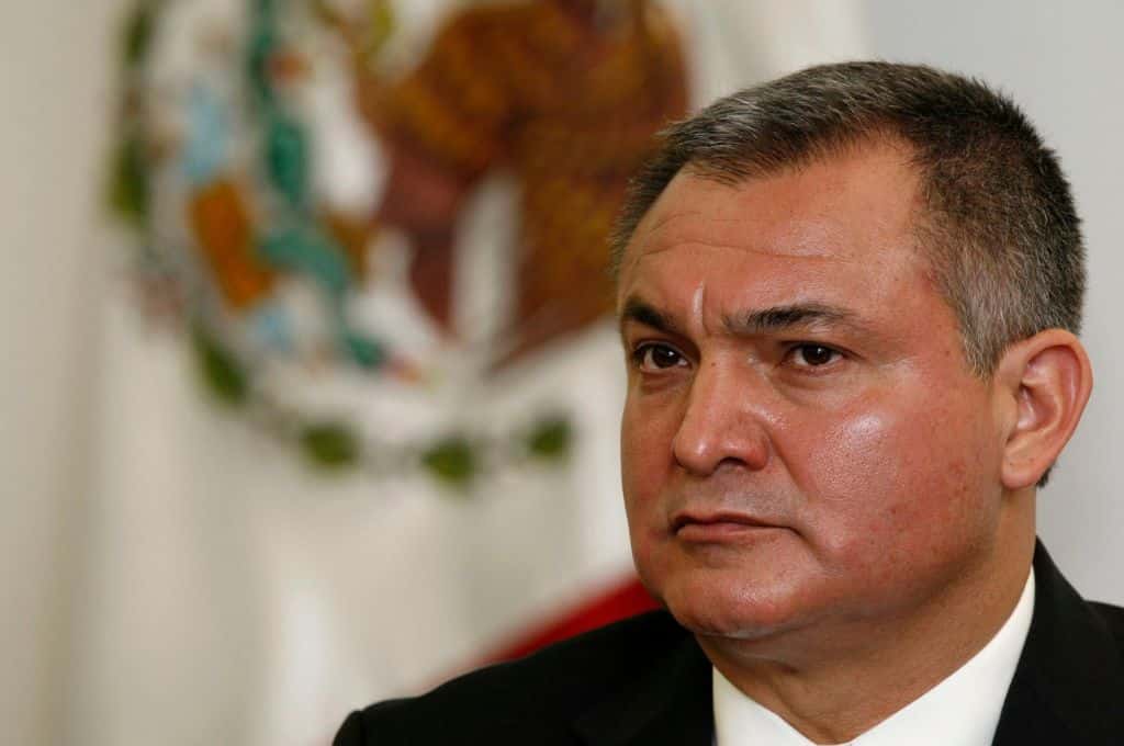 Quién es Genaro García Luna, el más alto exfuncionario de México, que es investigado por vínculos con “El Chapo” Guzmán