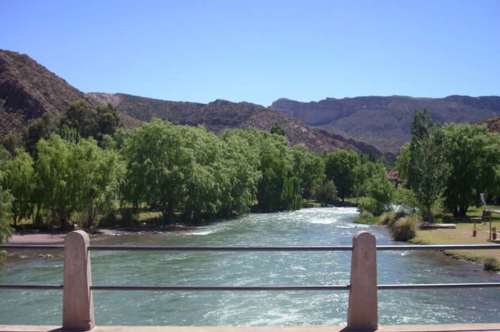 Tragedia en Mendoza: una turista murió tras caer al río Atuel