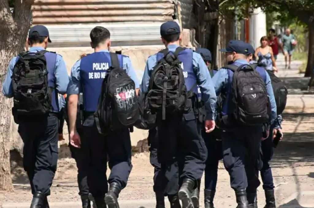 Torturas en la comisaría de Cipolletti: una policía “se quebró” y confesó
