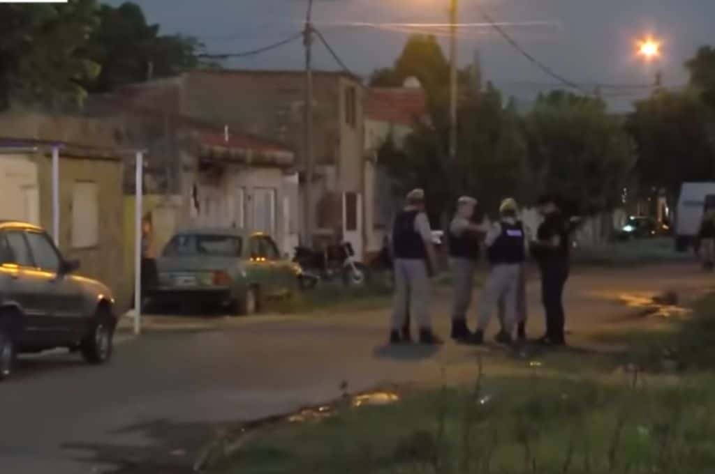 Rosario: asesinaron a un hombre de 70 años e hirieron a su mujer en barrio Ludueña