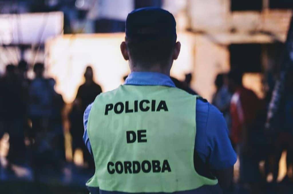 Córdoba: condenaron a dos años de cárcel a un policía que no quiso tomar denuncias de violencia de género