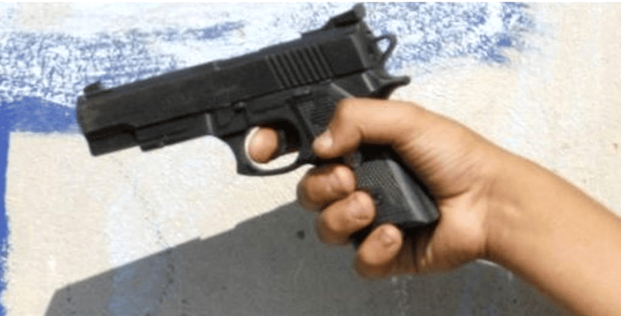 Tucumán: un alumno de 13 años llevó un arma cargada a la escuela