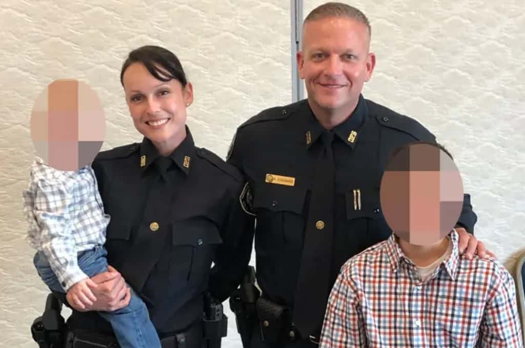 Pareja de policías encarceló a su hijo de 3 años por no saber ir al baño