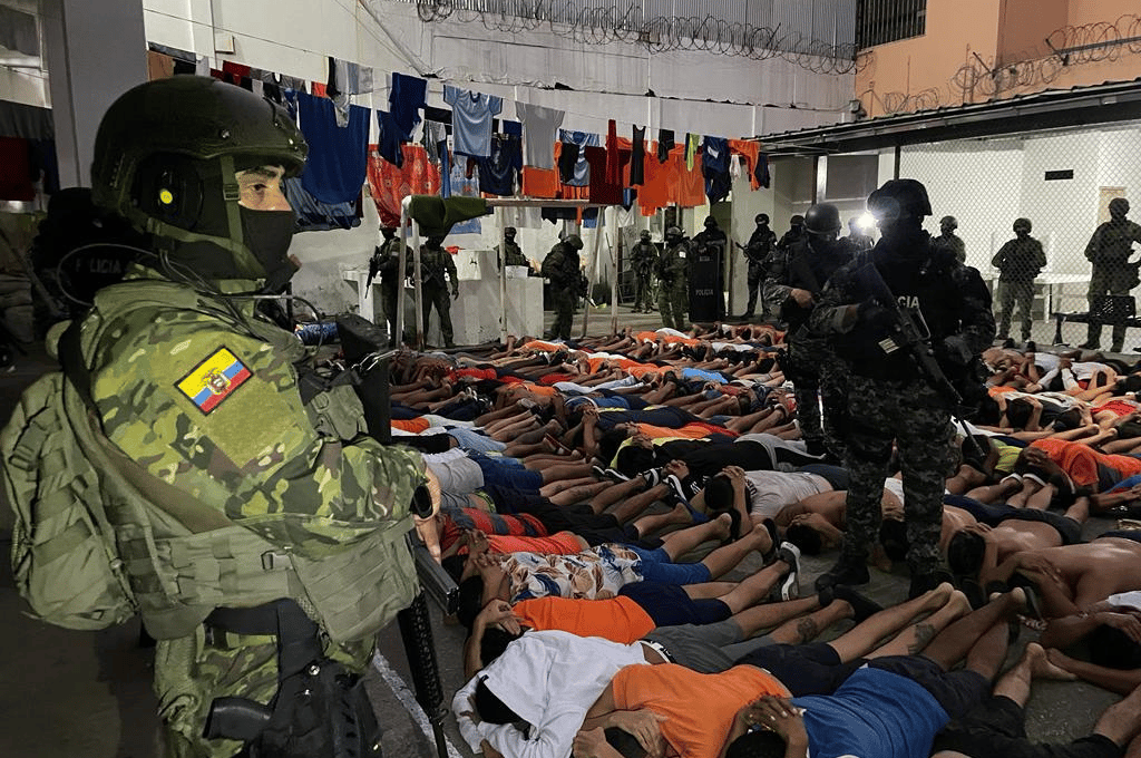 Allanamiento en cárcel de Ecuador
