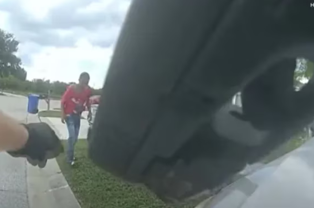 Video: así fue el dramático momento que detuvieron a Adeem Berry, el adolescente que mató a su mamá en Florida