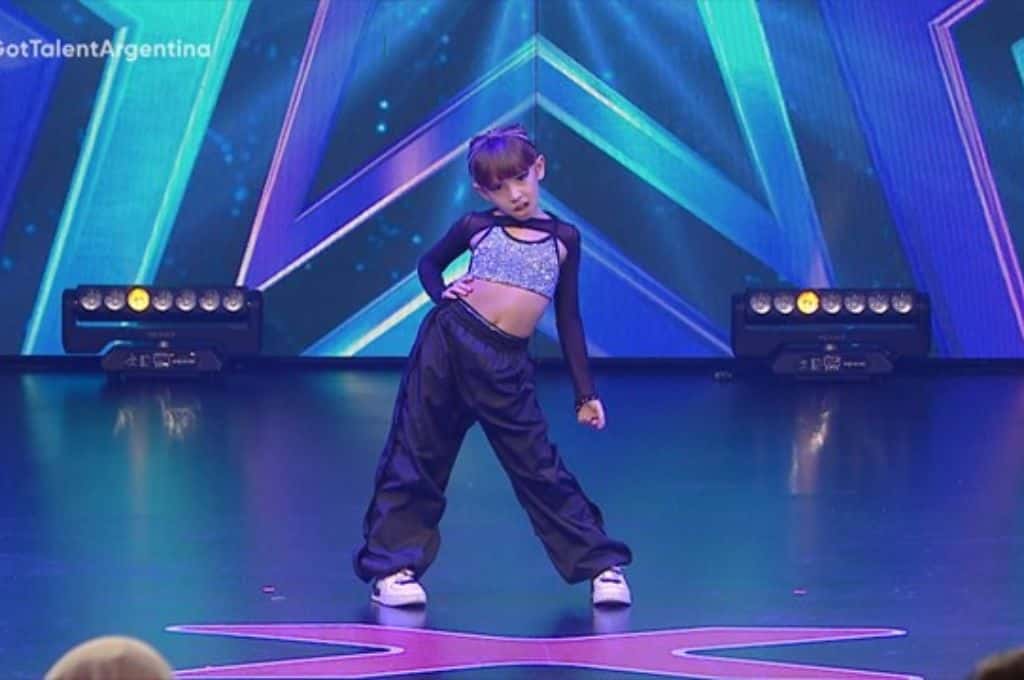 Got Talent Argentina: una nena de 8 años la rompió bailando y se ganó el botón dorado