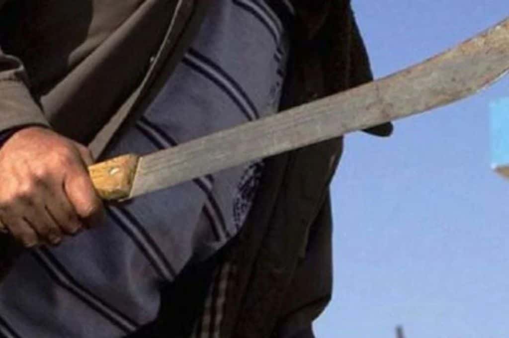 Santa Fe: amenazó a su inquilino con un machete para que le pague el alquiler