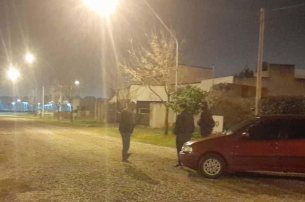 Vecinos de Ángel Gallardo patrullan las calles por falta de policías