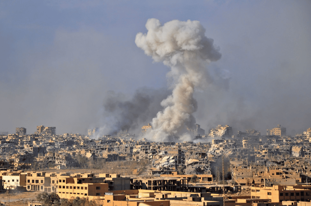 Aumenta la tensión en Medio Oriente: ahora Israel bombardeó los principales aeropuertos de Siria