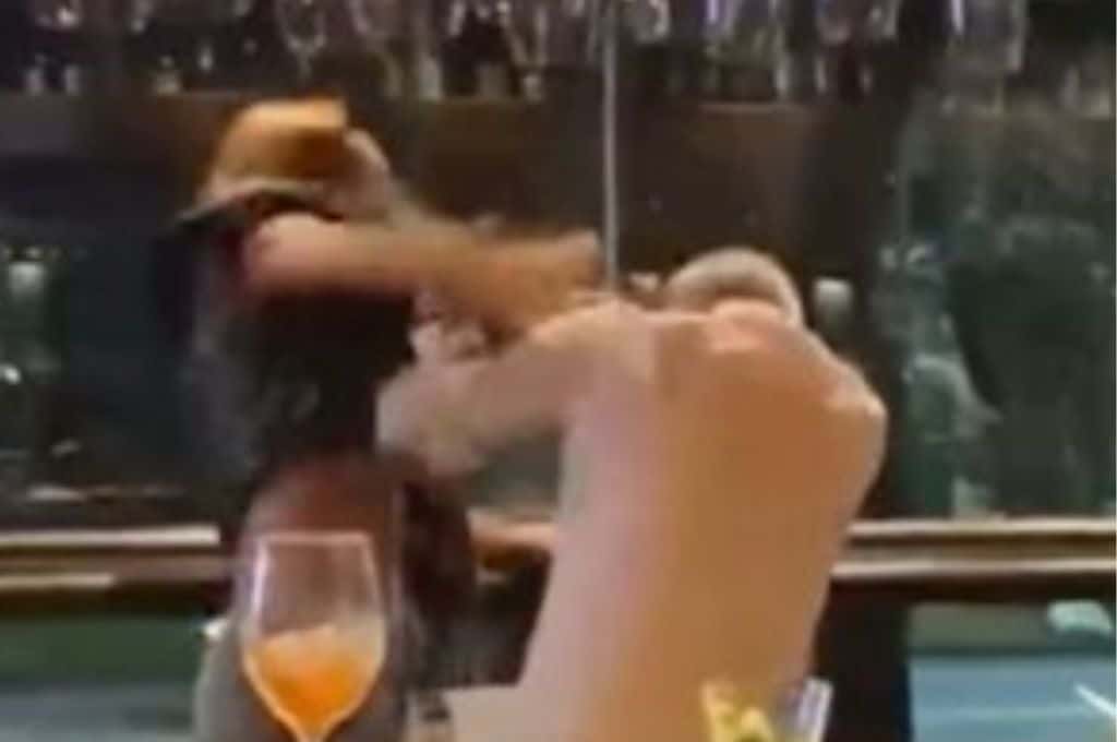 Escándalo en un lujoso bar de Palermo: encontró a su ex con otra y estalló de furia