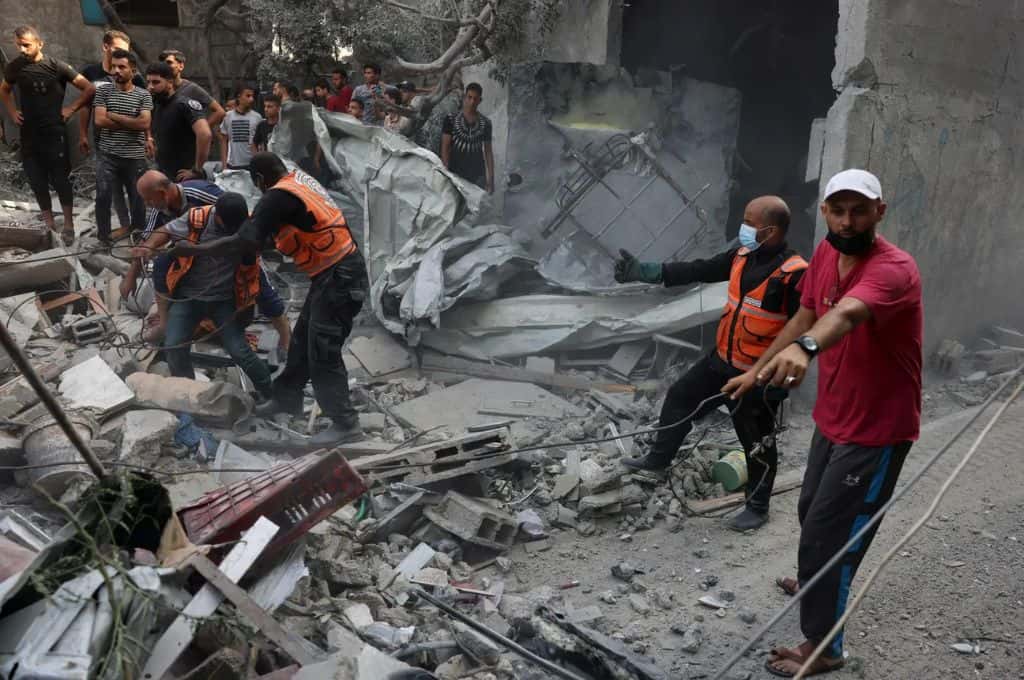 Israel bombardeó Gaza, Cisjordania y un puesto militar egipcio por error