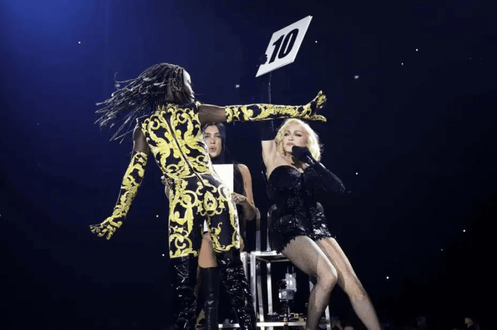 Con tan sólo 11 años, la hija de Madonna brilló con su baile durante su debut en "The Celebration Tour"
