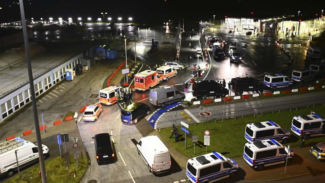 Un islamista armado abrió fuego en el aeropuerto de Hamburgo con su hijo como rehén