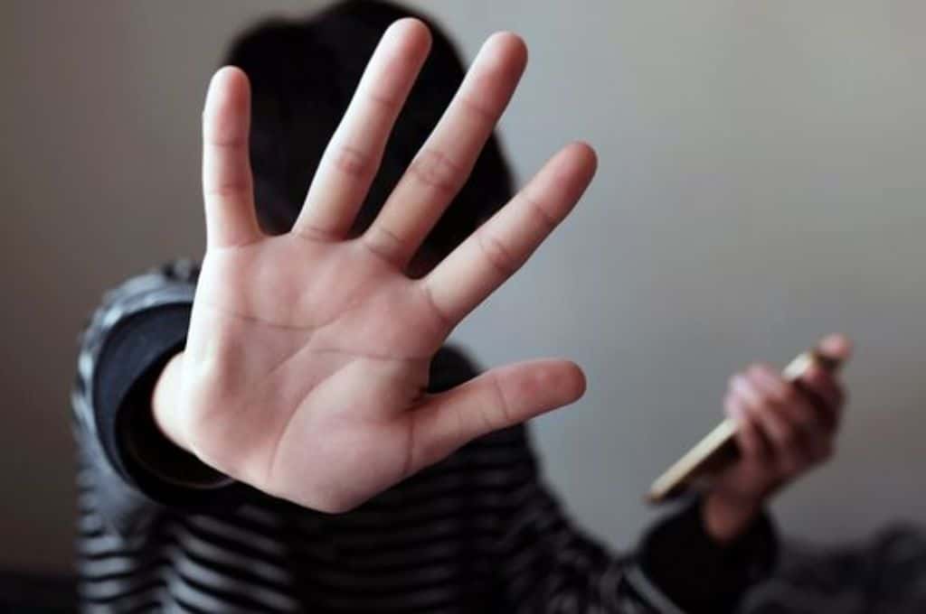 La Plata: una maestra fue acusada por acosar sexualmente a un chico de 12 años
