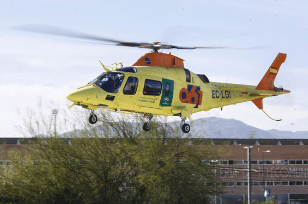 Granada: un alumno recibió una brutal paliza y lo evacuaron en helicóptero al hospital