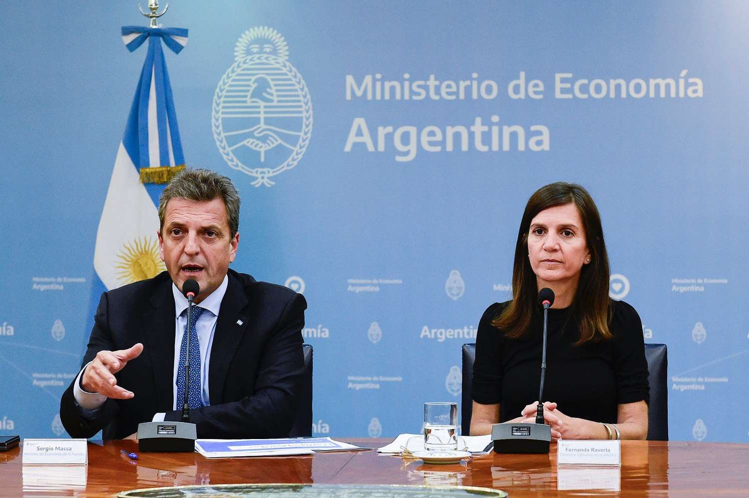 La medida fue anunciada por el ministro de Economía, Sergio Massa, y la titular del organismo, Fernanda Raverta.