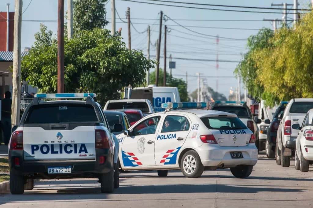 Horror en Santiago del Estero: citó a su expareja en una plaza, la apuñaló y ella logró escapar y denunciarlo