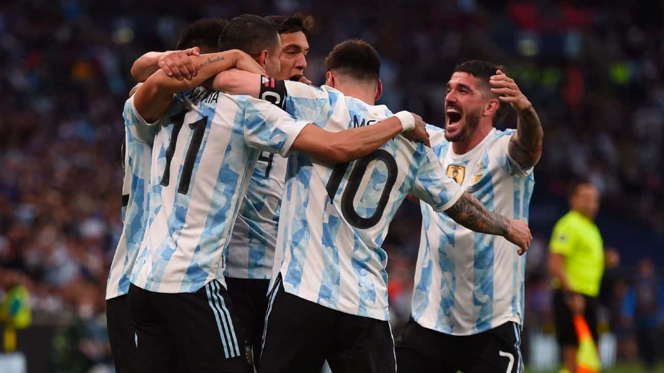 Argentina se mide ante Uruguay en La Bombonera por las Eliminatorias