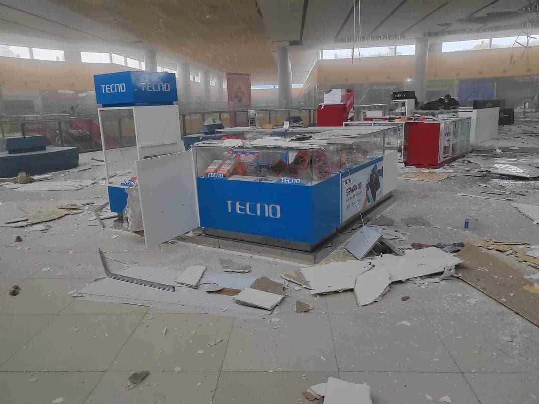 Video: un fuerte terremoto de 7,2 sacudió Filipinas y causó terror dentro de un centro comercial
