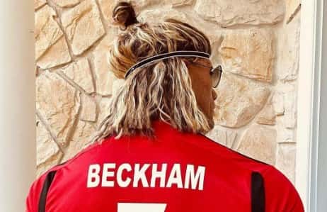 Video viral: no es Beckham, es "The Rock" con su disfraz de Halloween