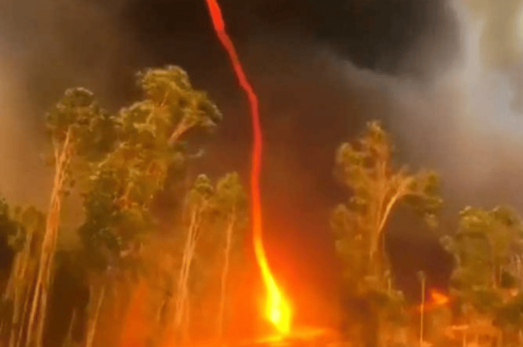 Captaron un impresionante tornado de fuego en Australia: el video