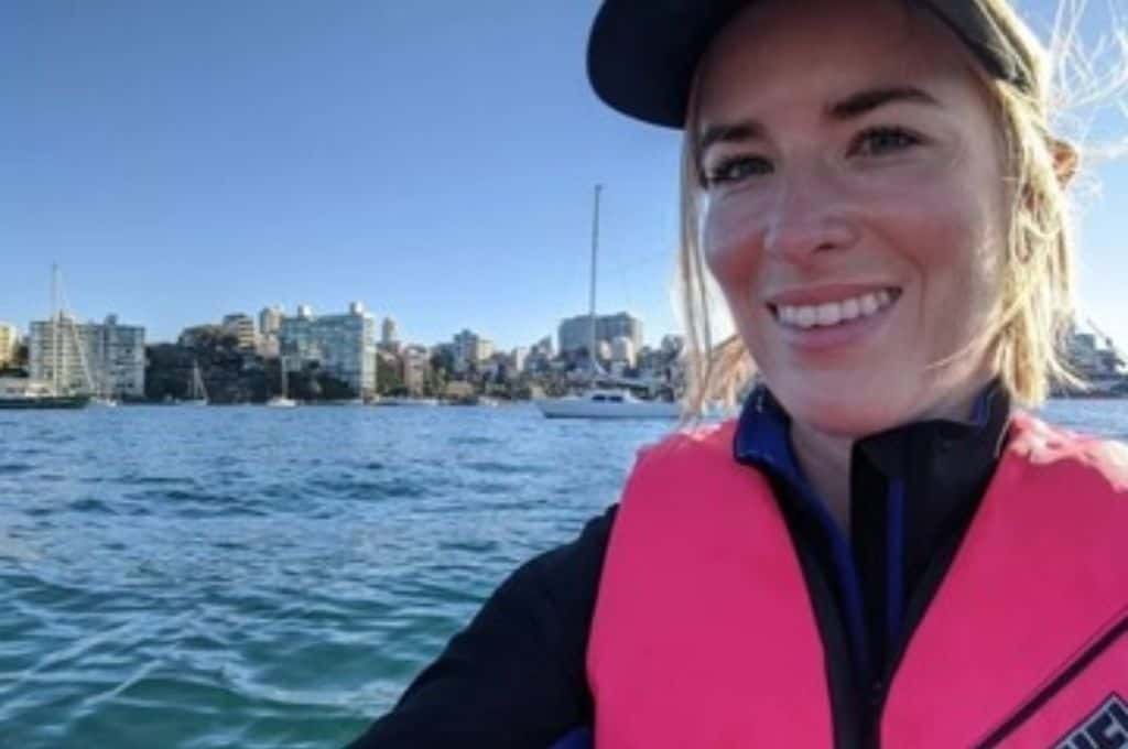 Australia: una mujer fue atacada por un tiburón cuando nadaba en un puerto de Sidney
