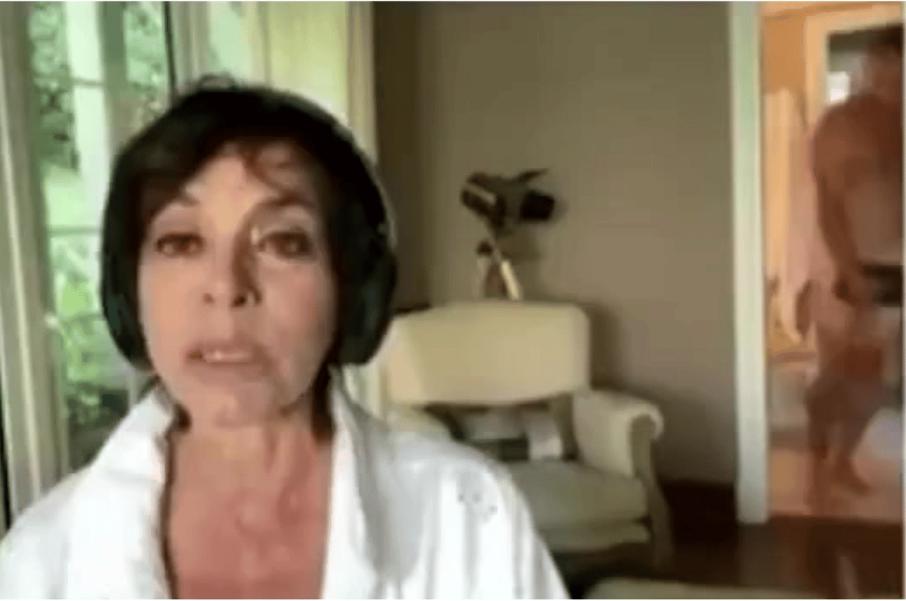 Video: la cola del marido de Mónica Gutiérrez en televisión
