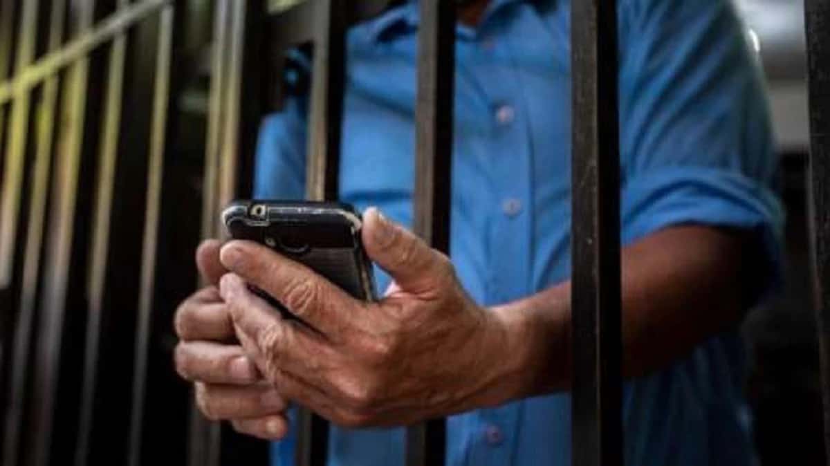 En Mendoza los presos ya no podrán usar celulares dentro de las cárceles