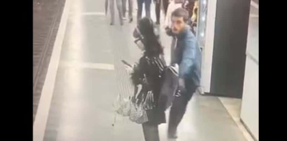 Video: un hombre golpeó al menos a 10 mujeres en el metro de Barcelona