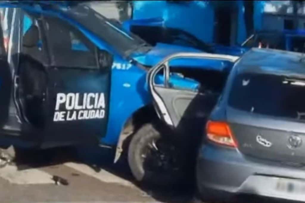 Barracas: tras provocar un accidente, detuvieron a un policía que conducía alcoholizado el patrullero