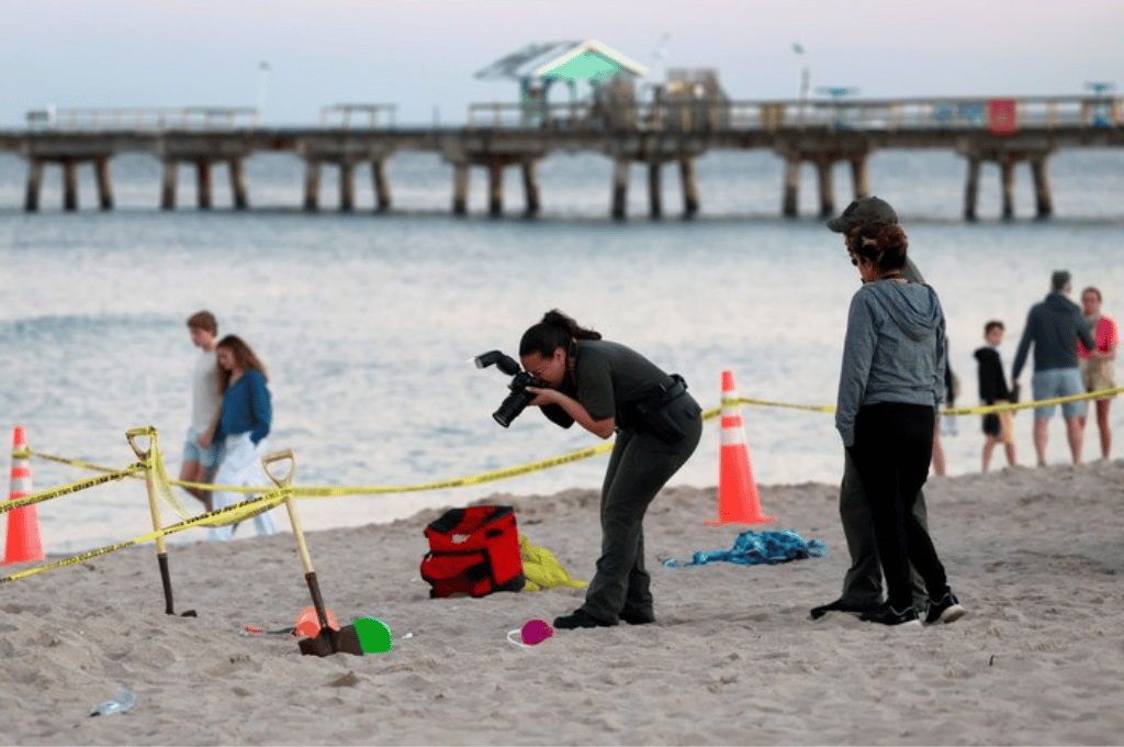 Una nena de 5 años murió tras quedar enterrada en un pozo de arena que cavó en la playa
