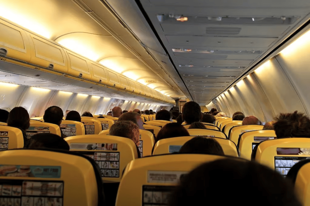 Video: un avión atravesó una fuerte turbulencia en Chile y causó pánico entre los pasajeros