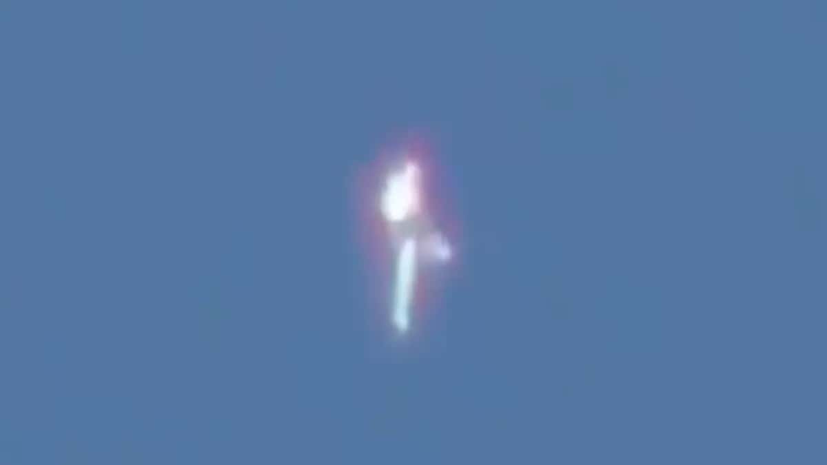 Un objeto no identificado con características humanoides sorprendió en el cielo de California: ¿es real o es un montaje?